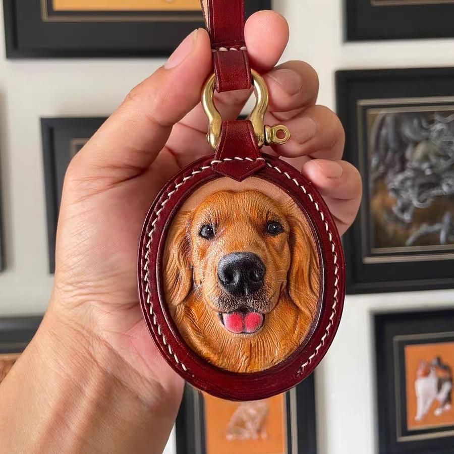 Custom Leather Pet Portrait Keychain - Oval